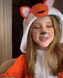 Rayakan Halloween Dengan Keluarga, Jessica Alba Unggah Video Lucu Di Instagramnya 11 35126042 8903853 Image A 15 1604279908453