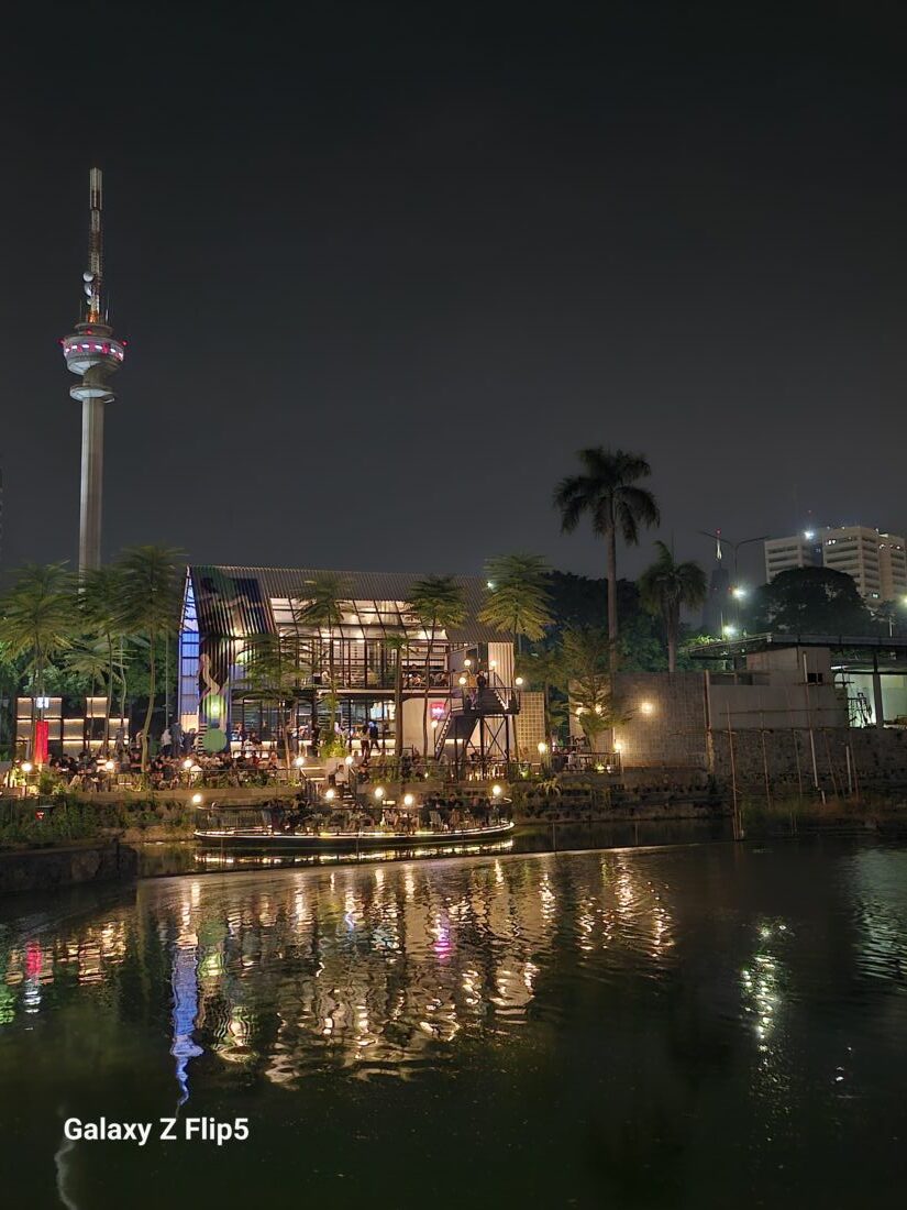 Hasil Foto Jernih Dari Kamera Galaxy Z Flip5, Momen Sore Sampai Malam 8 Kamera Galaxy Z Flip5