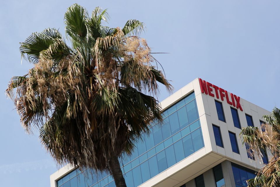 Gandeng Microsoft, Netflix Hadirkan Paket Langganan Dengan Iklan 4 Netflix