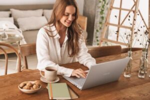 Nonton Drakor Lebih Nyaman Dengan Asus Vivobook 15 (A516) 4 Asus Resmi Luncurkan Vivobook 15 A516 Tek.id