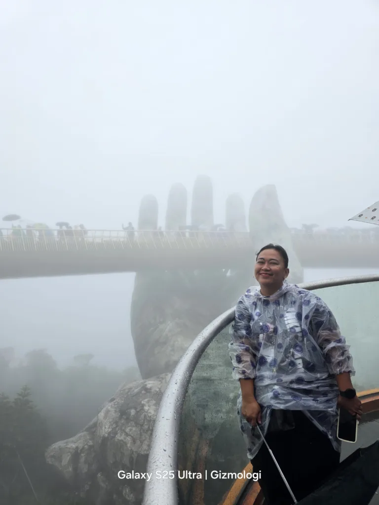 Menyiasati Kabut Dan Hujan Saat Memotret Golden Bridge Di Vietnam Dengan Galaxy S25 Series 4 Galaxy S25