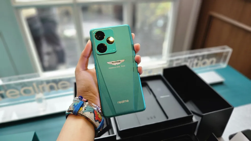 Realme Gt 7 Meluncur Di Ri, Ada Edisi Aston Martin Harga Rp. 10,9 Jutaan 5 Realme GT 7