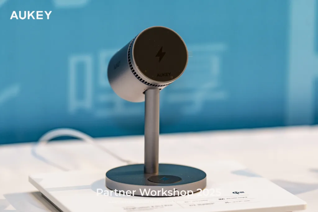 Aukey Luncurkan Magfusion Qi2.2 Series: Wireless Charging 25W Super Efisien Untuk Iphone &Amp; Samsung Flagship 4 Magfusion Qi2.2 2