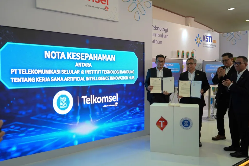 Telkomsel &Amp; Itb Luncurkan Ai Innovation Hub Di Ksti 2025, Dorong Talenta Digital Indonesia 4 Telkomsel X Itb Hadirkan Ai Innovation Hub 1B