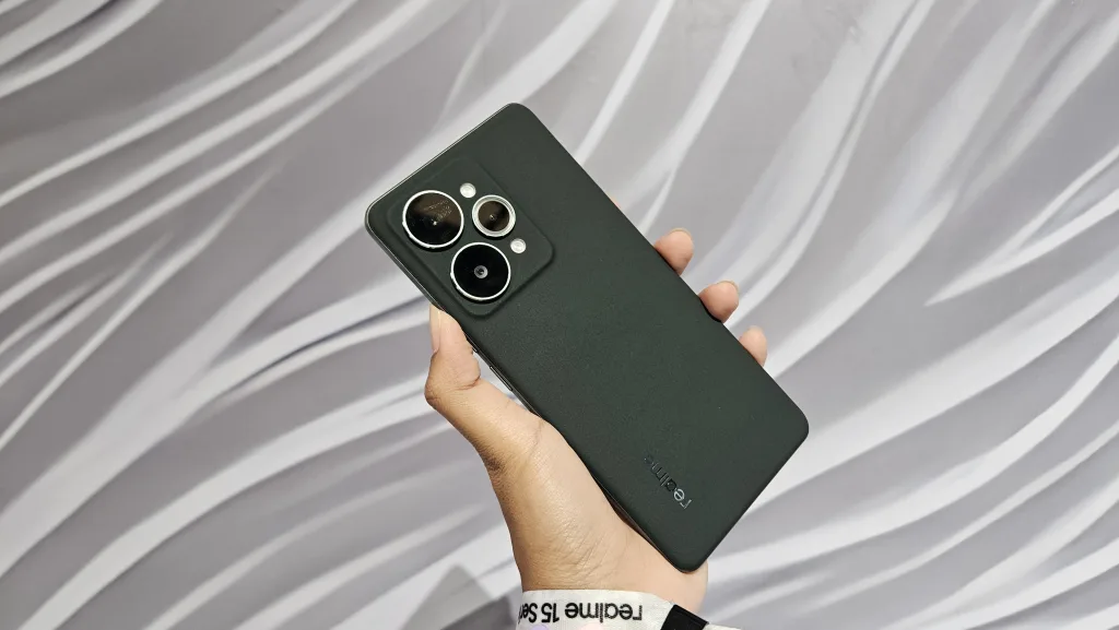Iga 2025: Realme 15 Pro 5G Sabet Penghargaan Best Ai Smartphone For Creators 4 Realme 15 Pro 5G