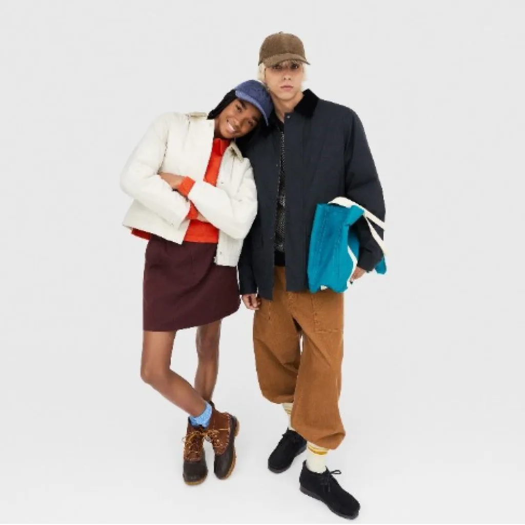 Uniqlo × Jw Anderson: Gaya Inggris Yang Hidup Dan Serbaguna 4 Img 1730