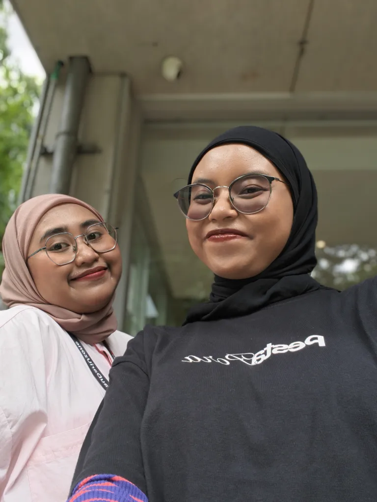Kolaborasi Dengan Ricoh, Intip Hasil Kamera Realme Gt 8 Pro Edisi Aston Martin 8 Realme GT 8 Pro