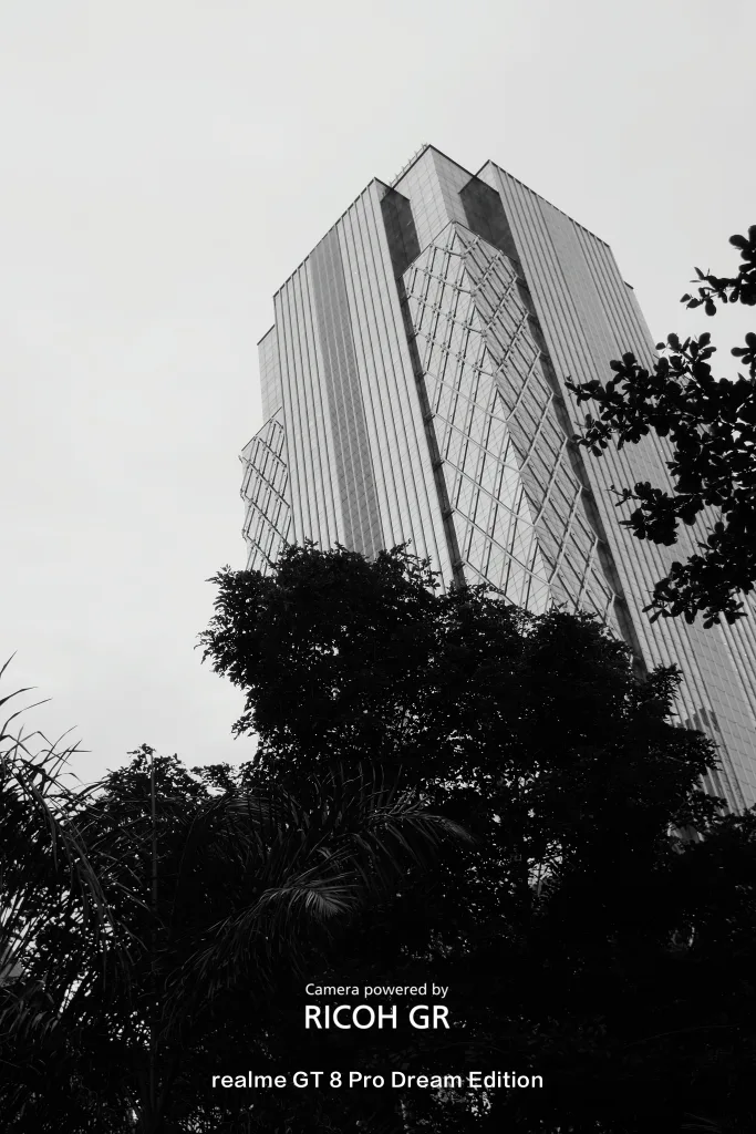 Kolaborasi Dengan Ricoh, Intip Hasil Kamera Realme Gt 8 Pro Edisi Aston Martin 6 Realme GT 8 Pro