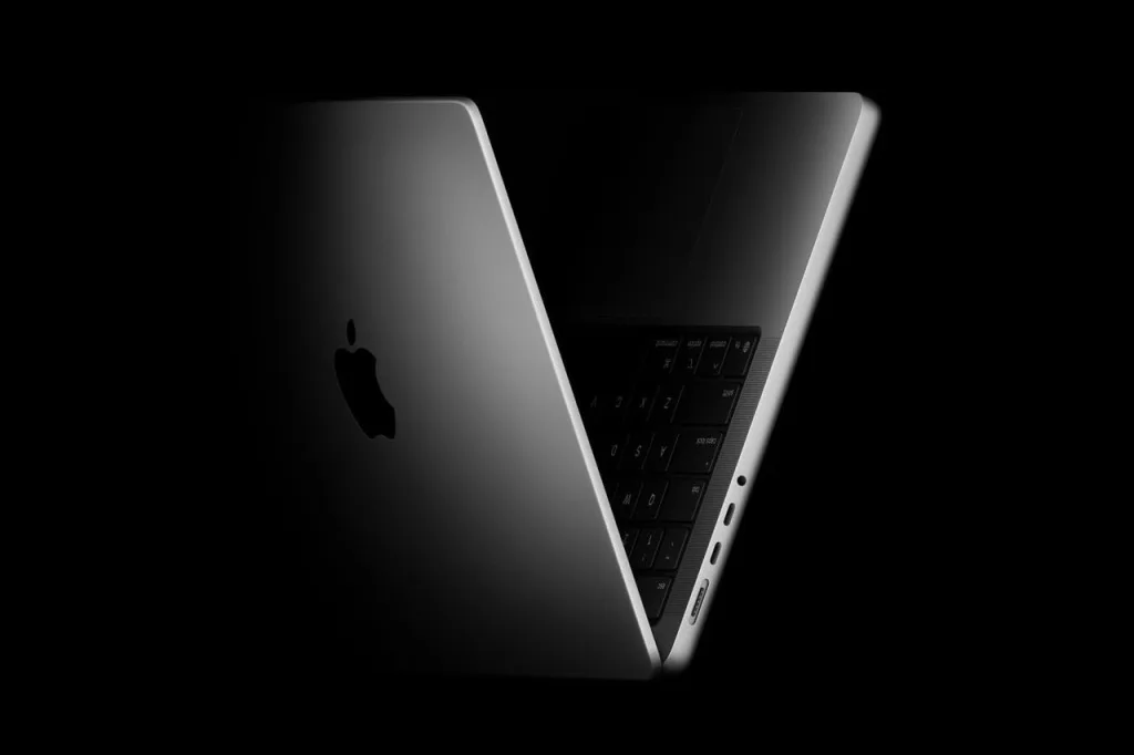 Apple Bakal Luncurkan Dua Perangkat Ultra 5 macbookproM5