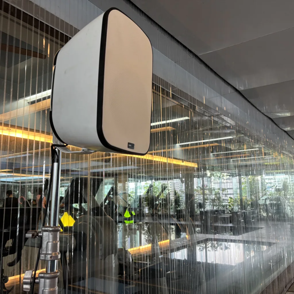 V2 Indonesia Luncurkan Aurowave Audio Profesional Bidik B2B Dan B2G 5 Img 5125