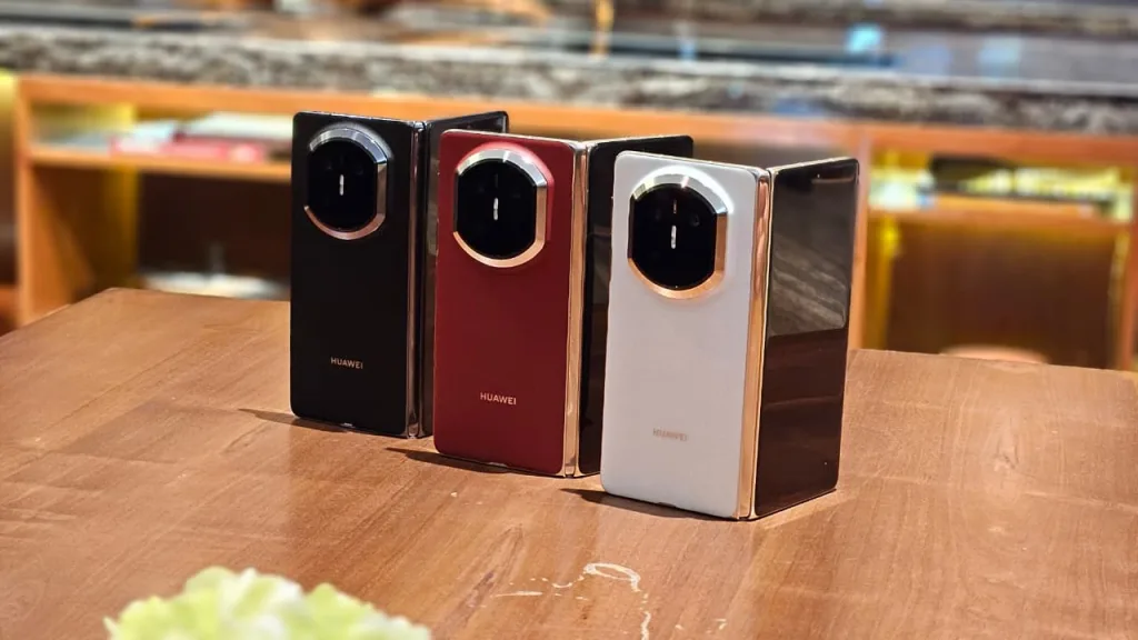 Huawei Mate X7 Debut Di Indonesia, Harga Rp. 27 Jutaan 5 Huawei Mate X7
