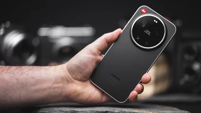Usai Sharp, Leica Leitzphone Kini Digarap Xiaomi 4 Leica Leitzphone
