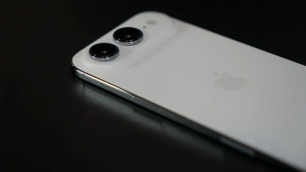 Iphone Air 2 Dirumorkan Usung Dua Kamera Belakang 4 iPhone Air 2