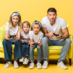 Orang Tua Disarankan Mabar Game Online Dengan Anak