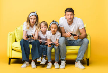 Orang Tua Disarankan Mabar Game Online Dengan Anak