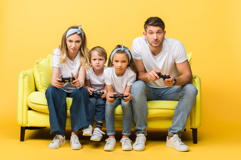 Orang Tua Disarankan Mabar Game Online Dengan Anak