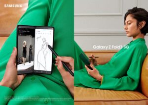 03 20 Galaxy Z Fold3 Lifestyle Kv5G Multitasking And S Pen Fold Edition 2Prgb 210715 H