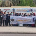 Sharp Indonesia Berangkatkan 24 Jemaah Umroh