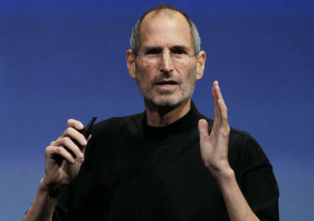 Sandal Birkenstocks Bekas Pakai Steve Jobs Dilelang Ratusan Juta