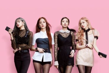 Adu Gaya Personel Blackpink Pose Pakai Samsung