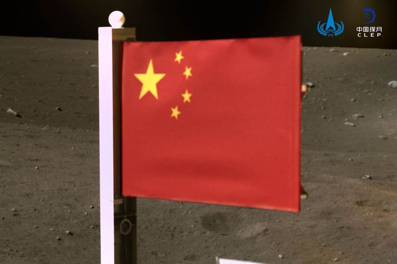 China Negara Kedua Yang Tancapkan Bendera Di Bulan