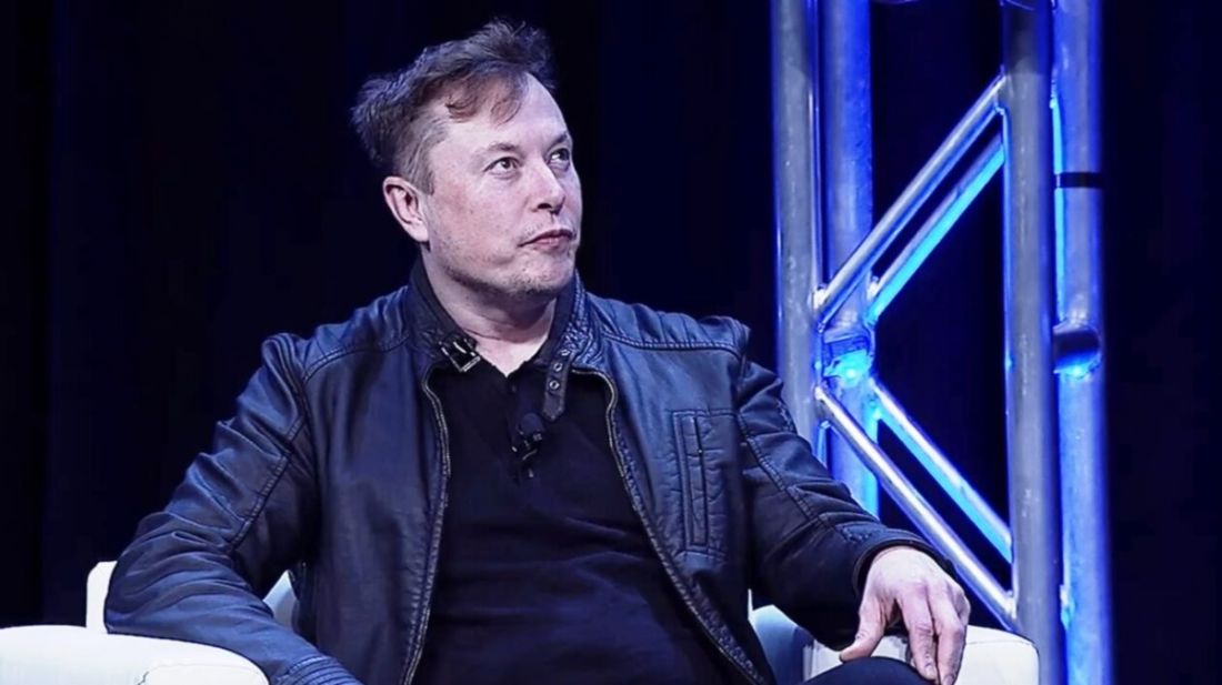 Elon Musk Beli Twitter