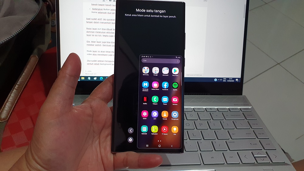 Cara Operasikan Galaxy Note20 Dengan Satu Tangan