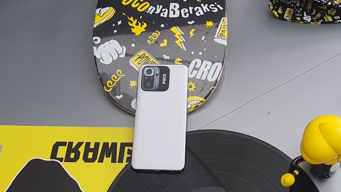 Poco M5S