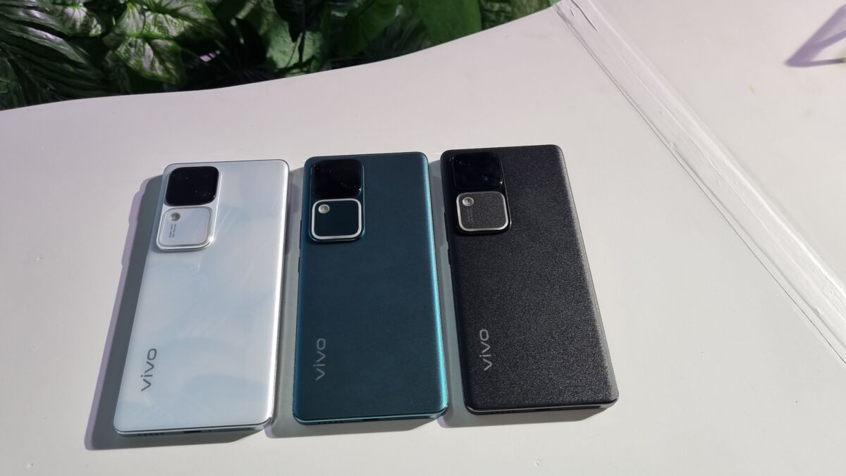 Vivo V30 Dan Vivo V30 Pro
