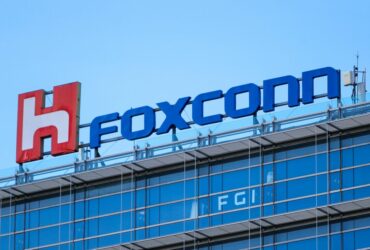 Foxconn Tawarkan Gaji Lebih Tinggi Untuk Karyawan Yang Besut Hp Huawei Dibanding Iphone
