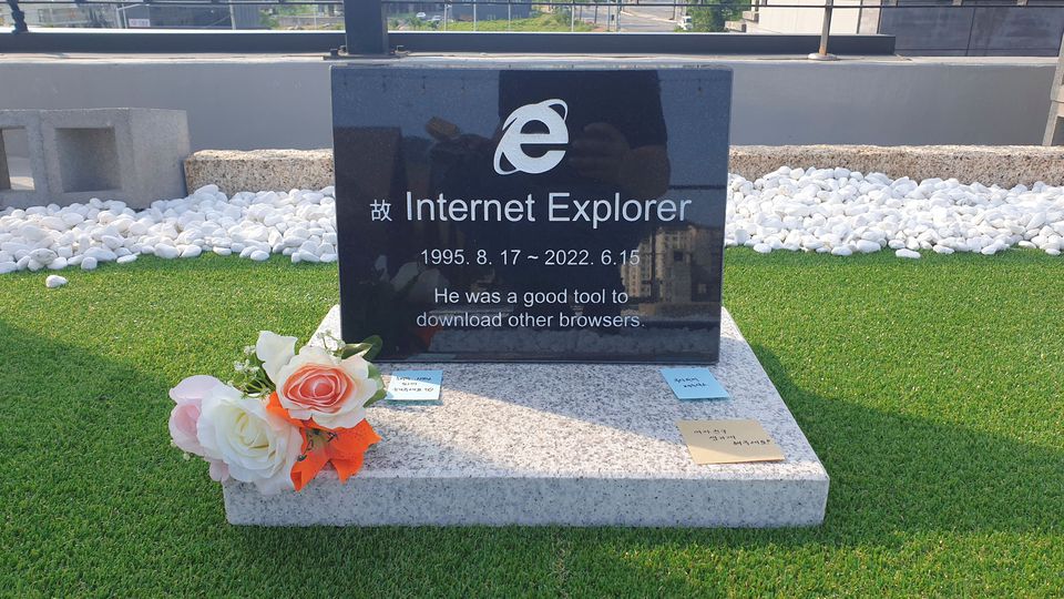 Internet Explorer Resmi Pensiun