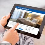 Aplikasi Allora Bantu Pengguna Memesan Hotel Dengan Robot Ai