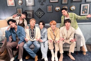 Belanja Di Tokopedia Dapat Post Card Bts