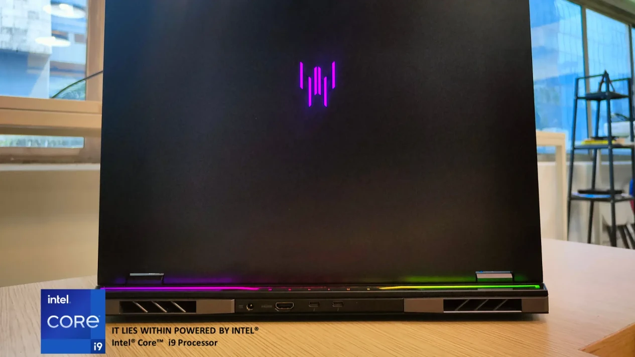 Acer Predator Helios 18