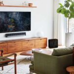 Ketahui Beda Soundbars Vs Speakers
