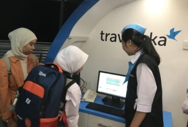 Mengenal Profesi  Dunia Penerbangan Bersama Traveloka Di Kidzania Jakarta