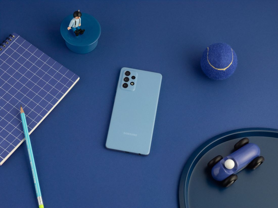 A72 Blue Lifestyle