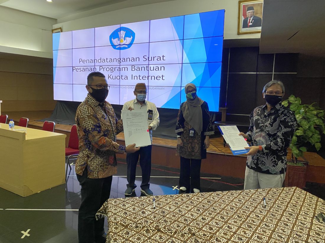 Operator Seluler Dan Kemendikbud Hadirkan Kuota Internet Subsidi
