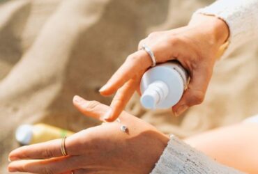 Perlukah Kita Tetap Menggunakan Sunscreen Di Dalam Rumah?