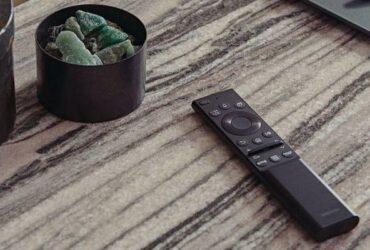 Samsung Bakal Rilis Remote Televisi Bertenaga Surya Di Tahun 2021