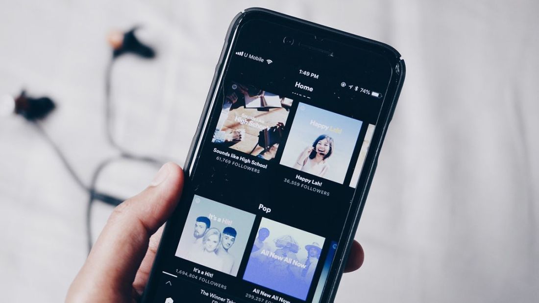 Swipe To Queue Spotify