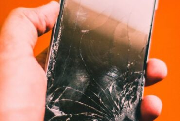 Bahan Elektronik Ini Bisa Menyembuhkan Layar Smartphone Kita Yang Retak