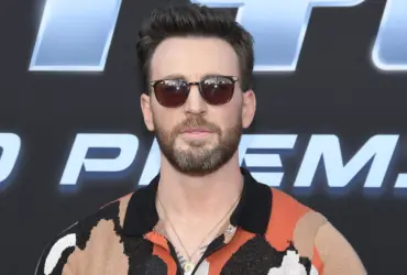 Iphone 6S Milik Chris Evans Akhirnya Tewas