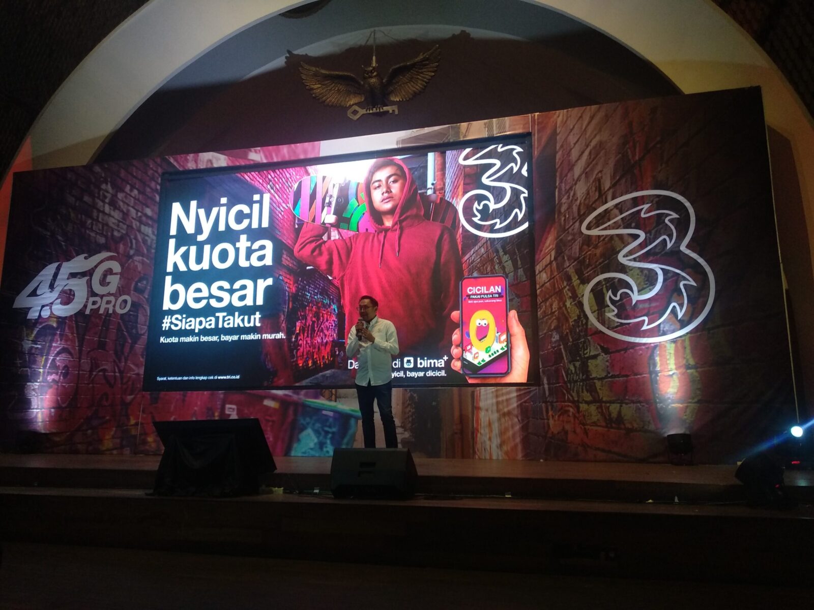 Hadirkan Layanan Elekomunikasi
