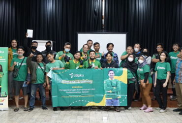 Titipku Kembangkan Pedagang