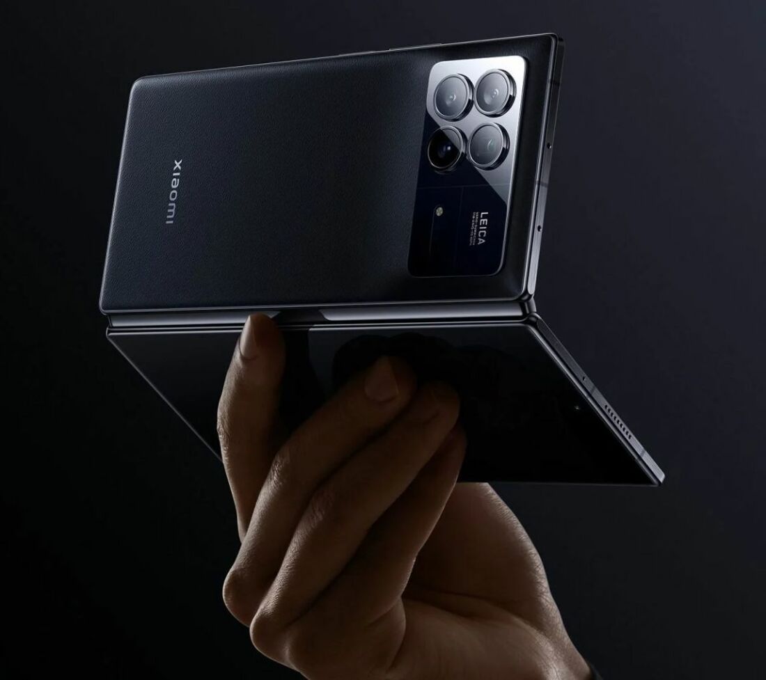 Bos Xiaomi Ungkap Desain Mix Fold 3