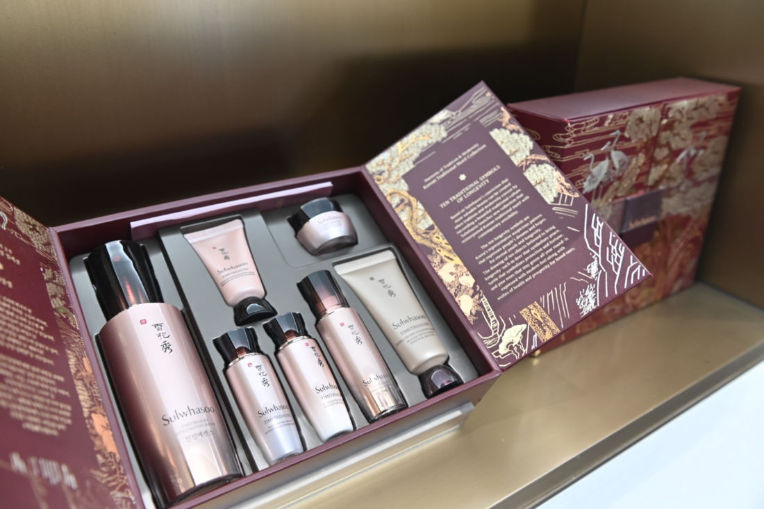 Display Produk Sulwhasoo Plaza Senayan 01