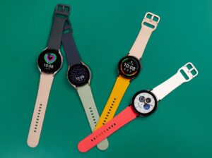 F 02 04 Fresh Family 04 Galaxywatch4 Family Black Black Pinkgold Silver H
