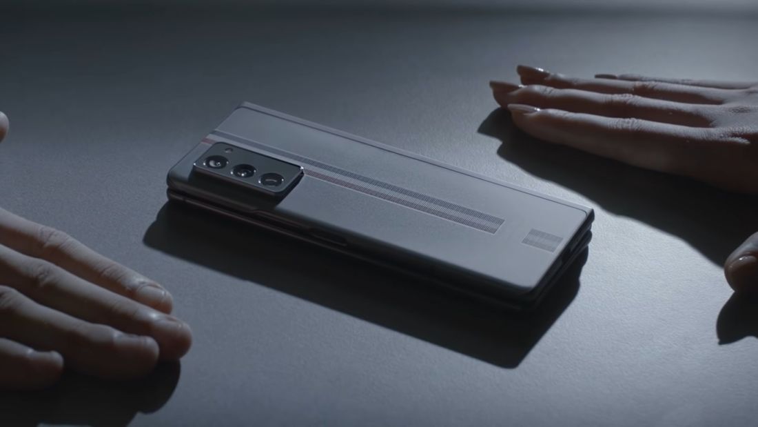 Samsung Luncurkan Teaser Untuk Galaxy Z Fold 2 Edisi Thom Browne