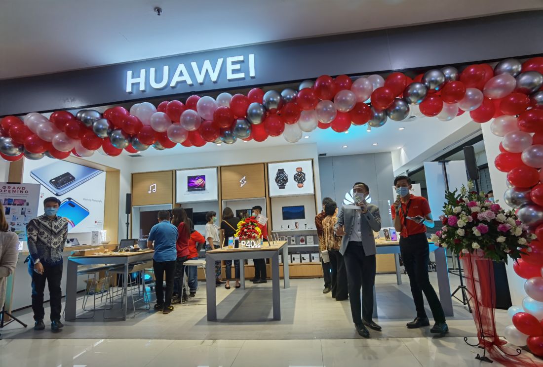 Huawei High-End Experience Store Hadir Di Bandung